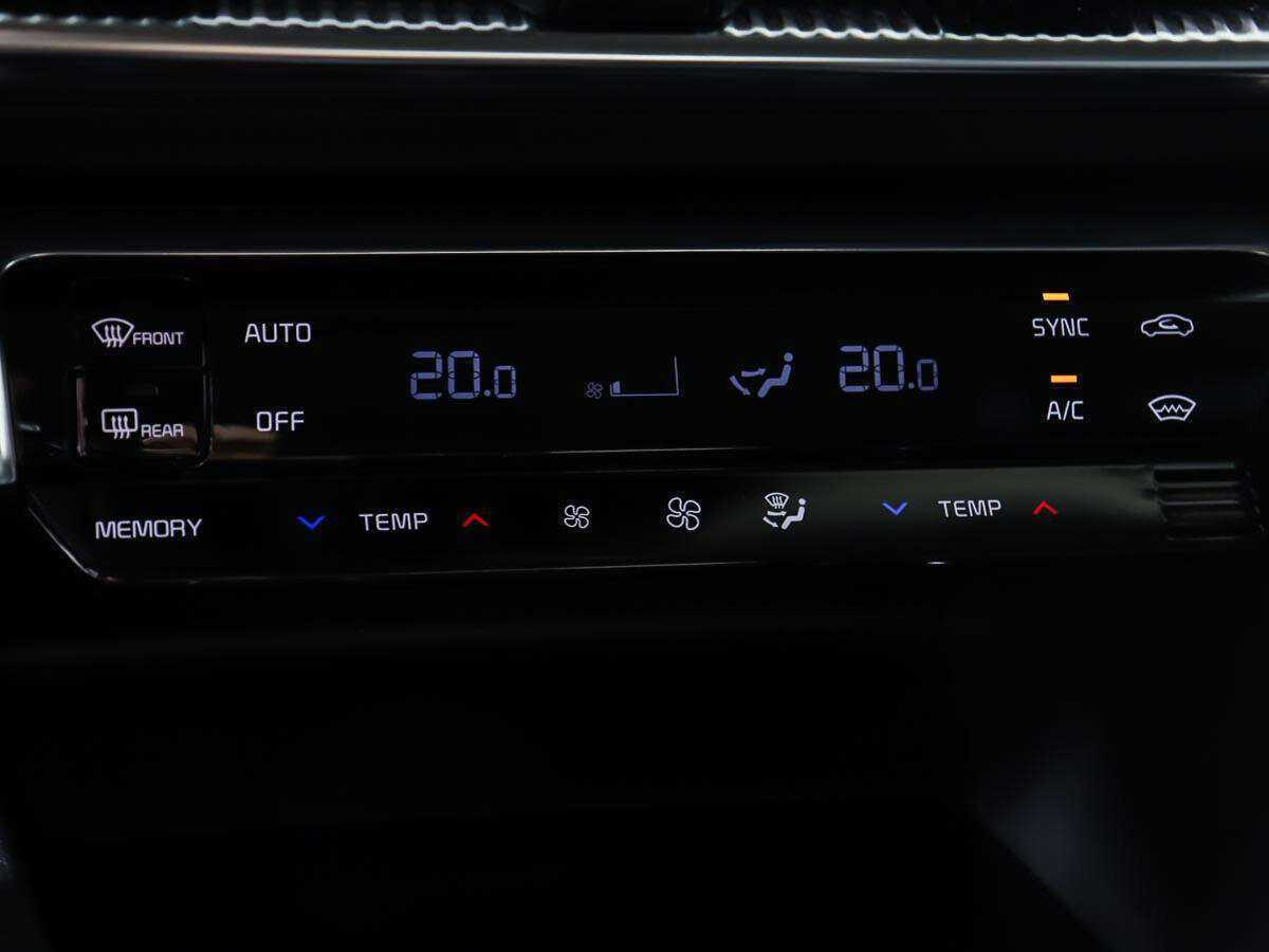 Kia K5 2021 года с пробегом. Фото: #17