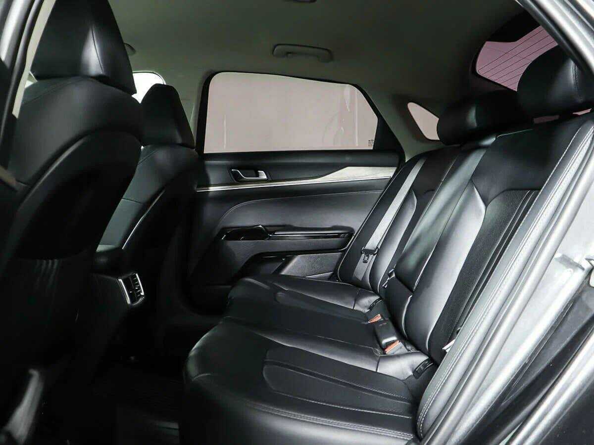 Kia K5 2020 года с пробегом. Фото: #12