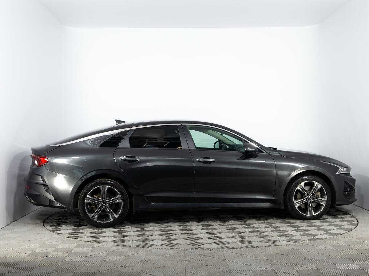 Kia K5 2020 года с пробегом. Фото: #3