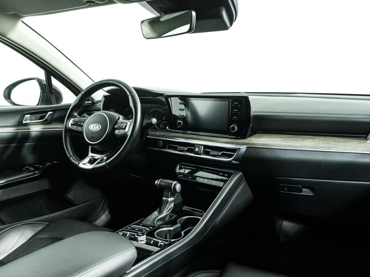 Kia K5 2021 года с пробегом. Фото: #8