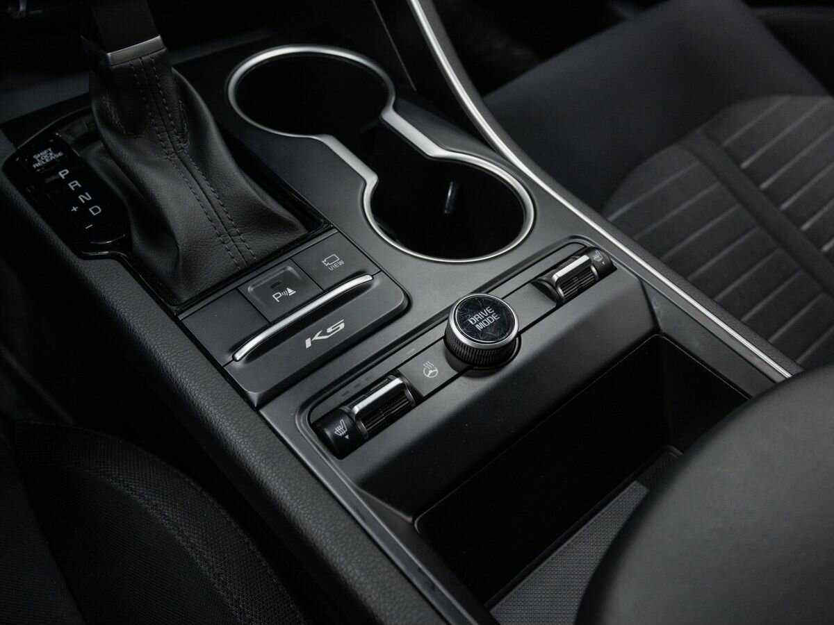 Kia K5 2022 года с пробегом. Фото: #17