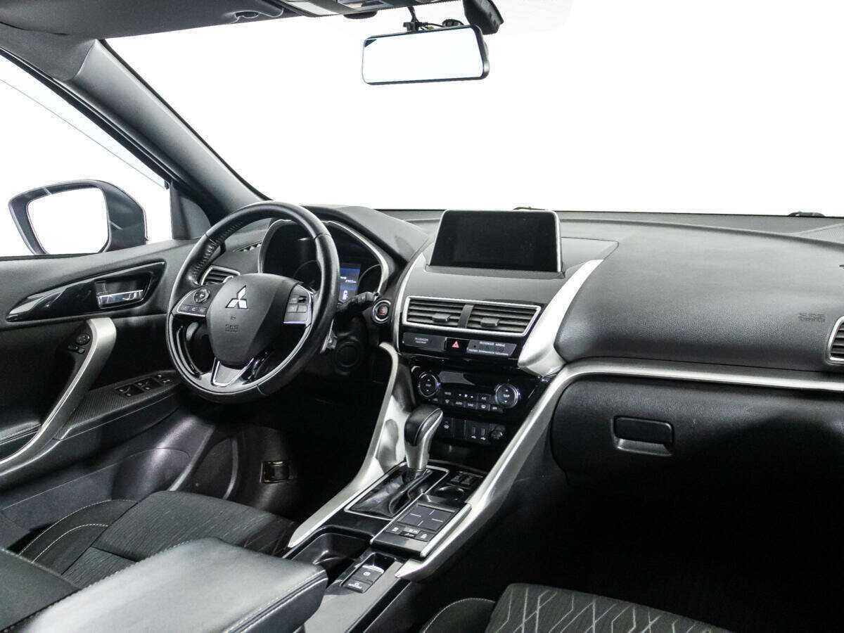 Mitsubishi Eclipse Cross 2019 года с пробегом. Фото: #8