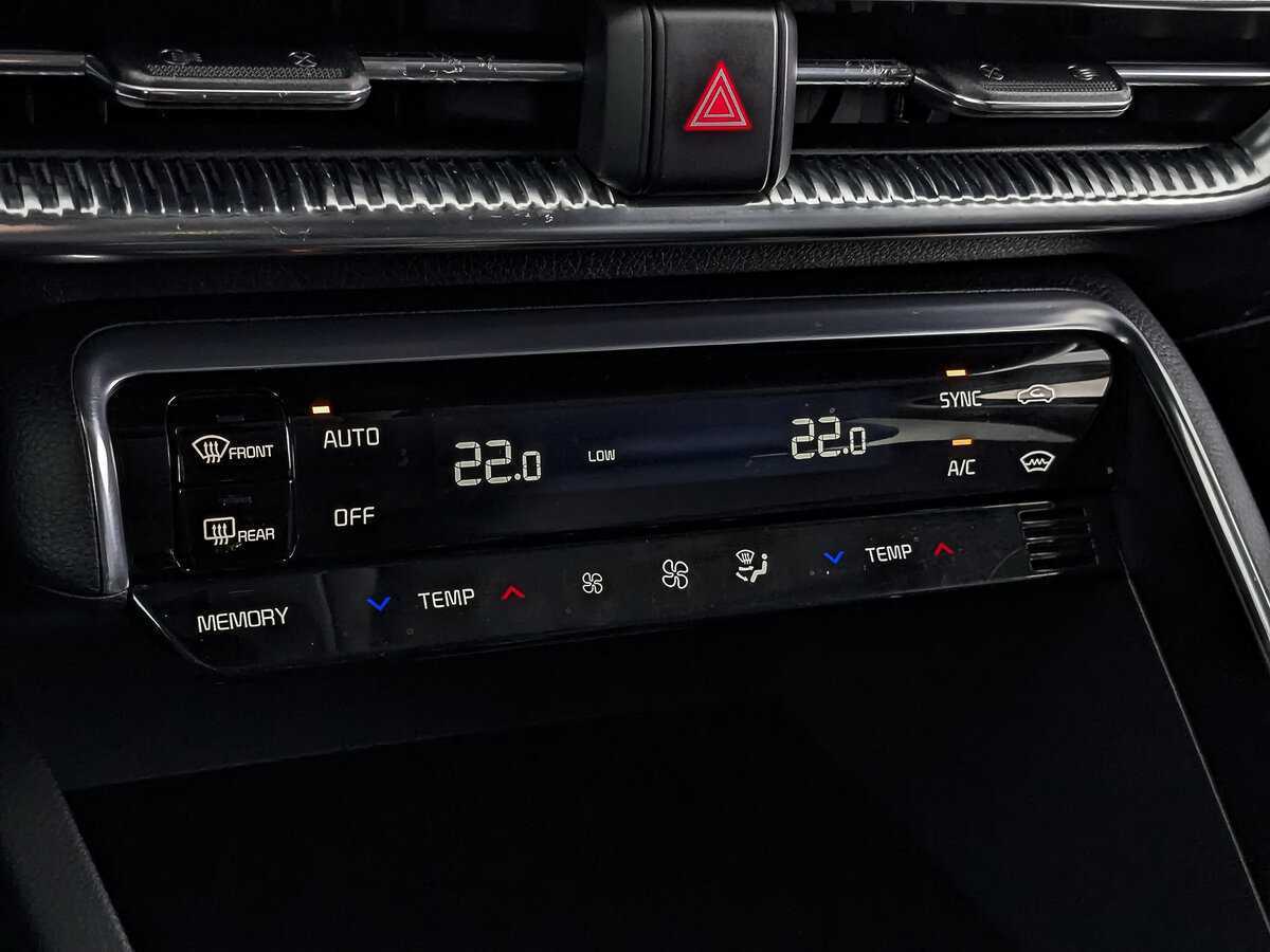 Kia K5 2022 года с пробегом. Фото: #20