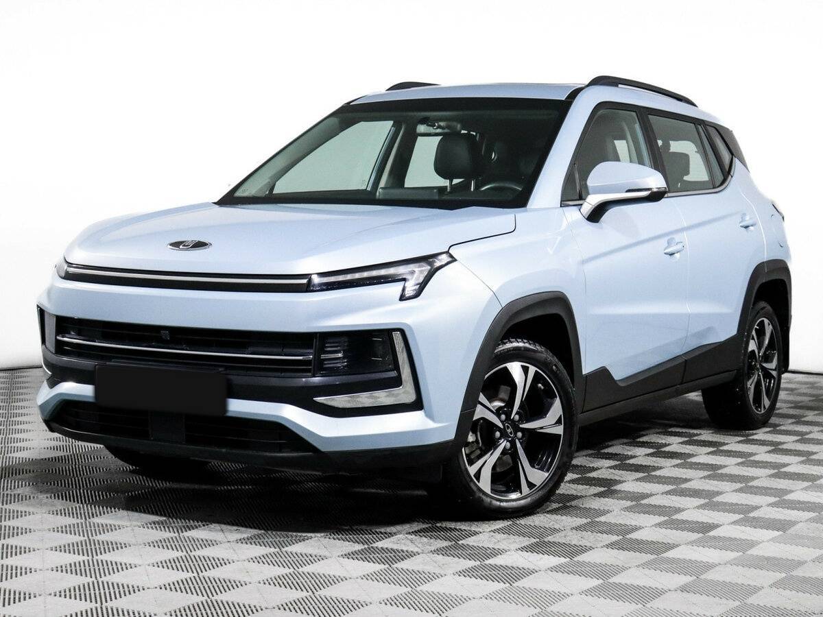 Москвич 3 2023 года с пробегом. Посмотреть фото