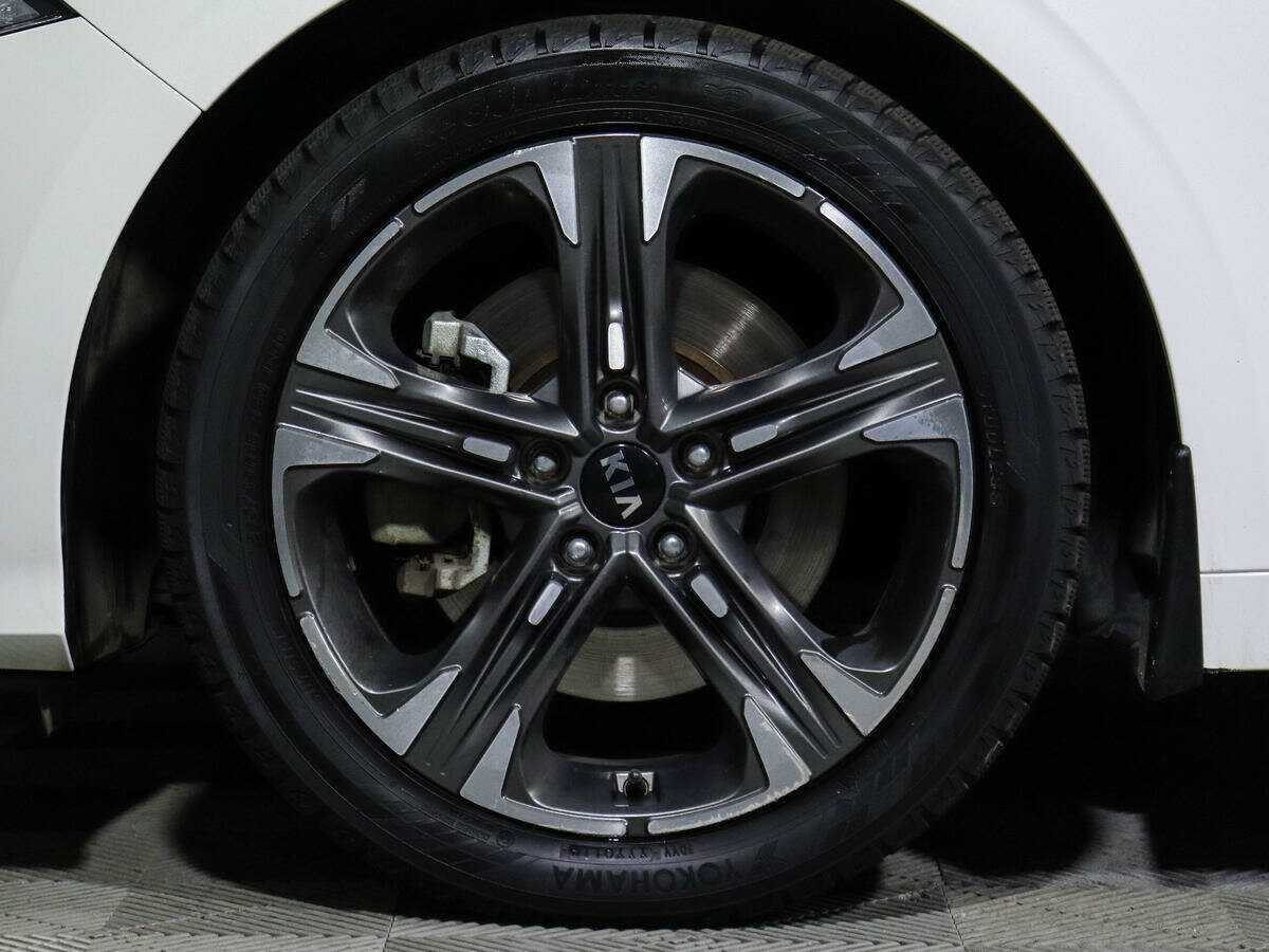 Kia K5 2021 года с пробегом. Фото: #11