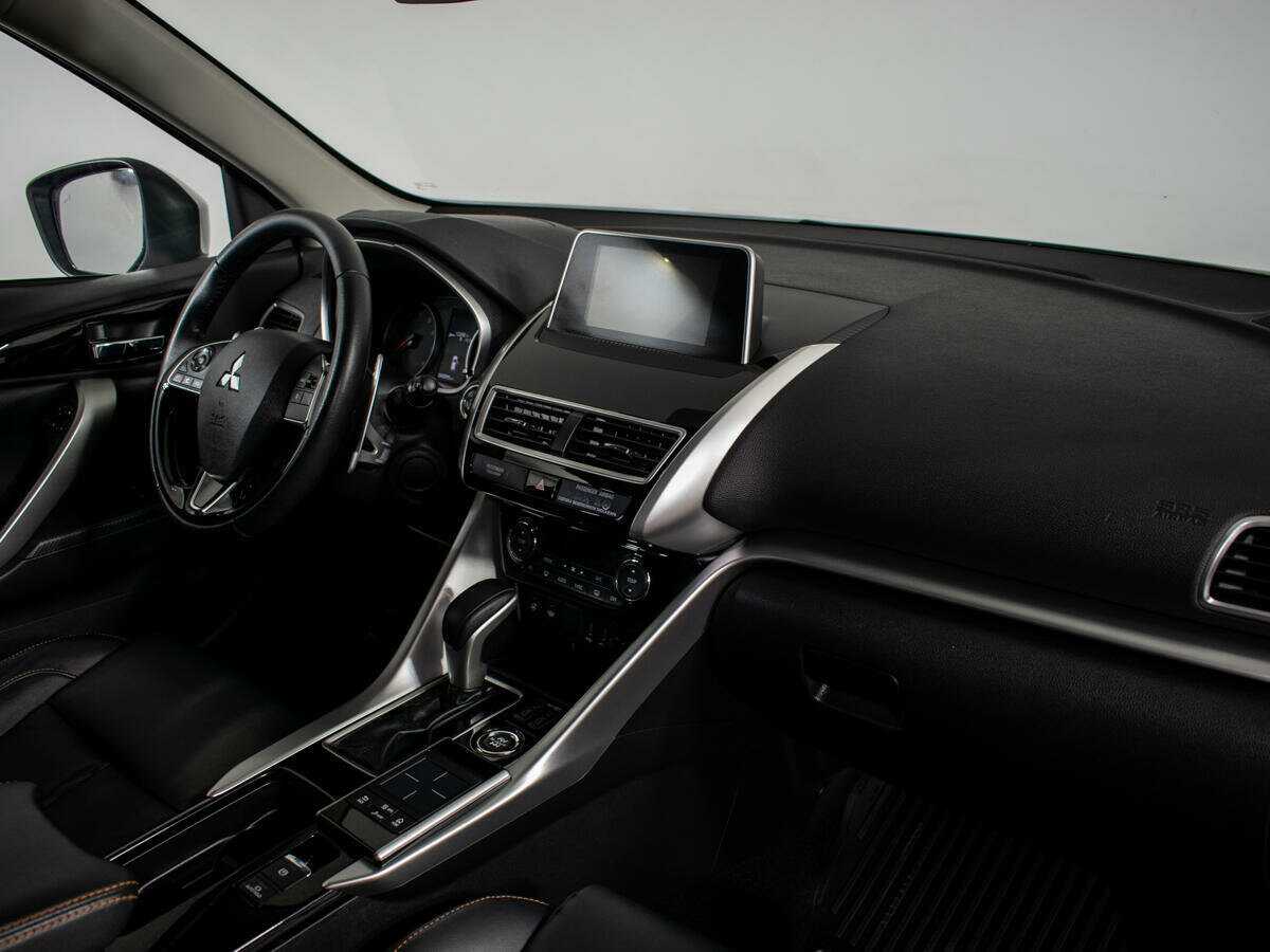 Mitsubishi Eclipse Cross 2019 года с пробегом. Фото: #8