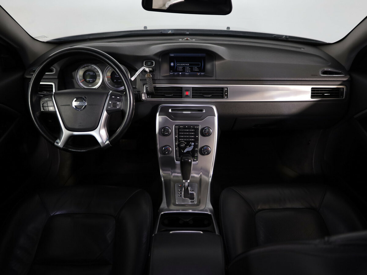 Volvo XC70 2012 года с пробегом. Фото: #8