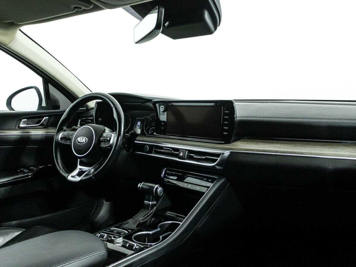 Kia K5 2021 года с пробегом. Фото: #8