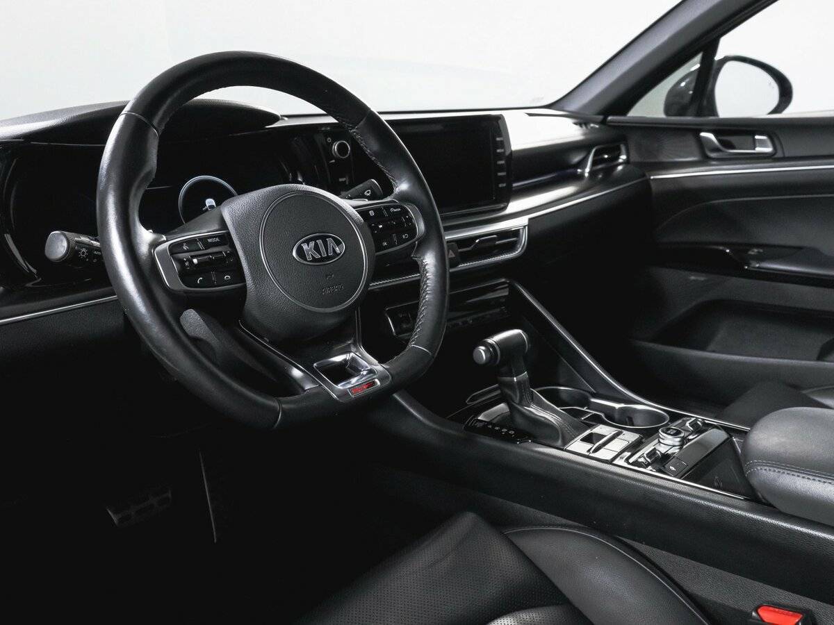 Kia K5 2020 года с пробегом. Фото: #13