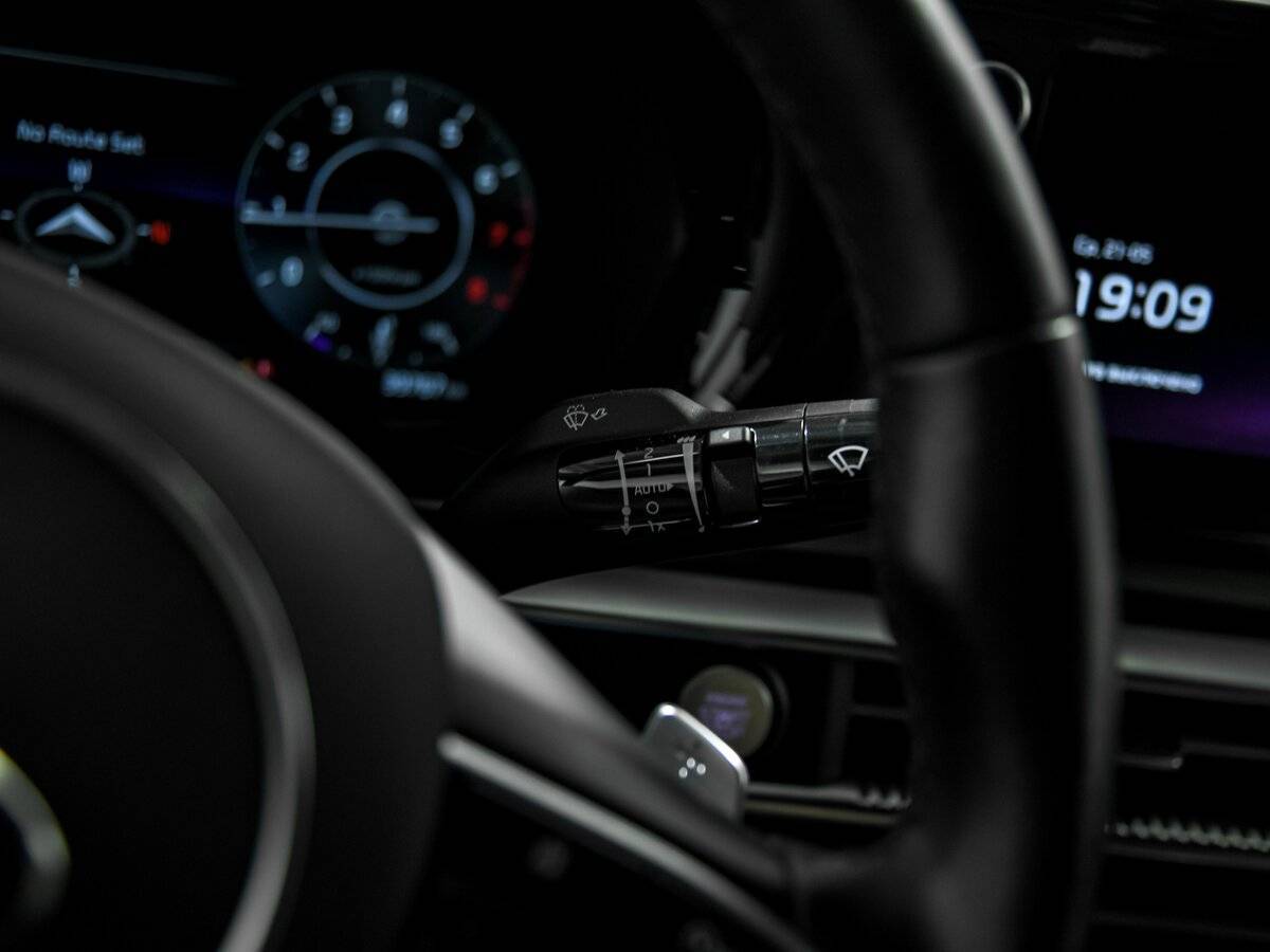 Kia K5 2021 года с пробегом. Фото: #9