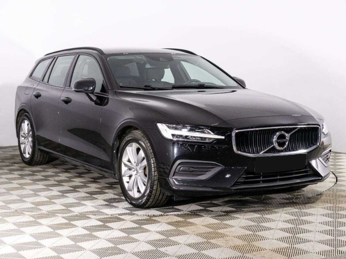 Volvo V60 2018 года с пробегом. Фото: #2