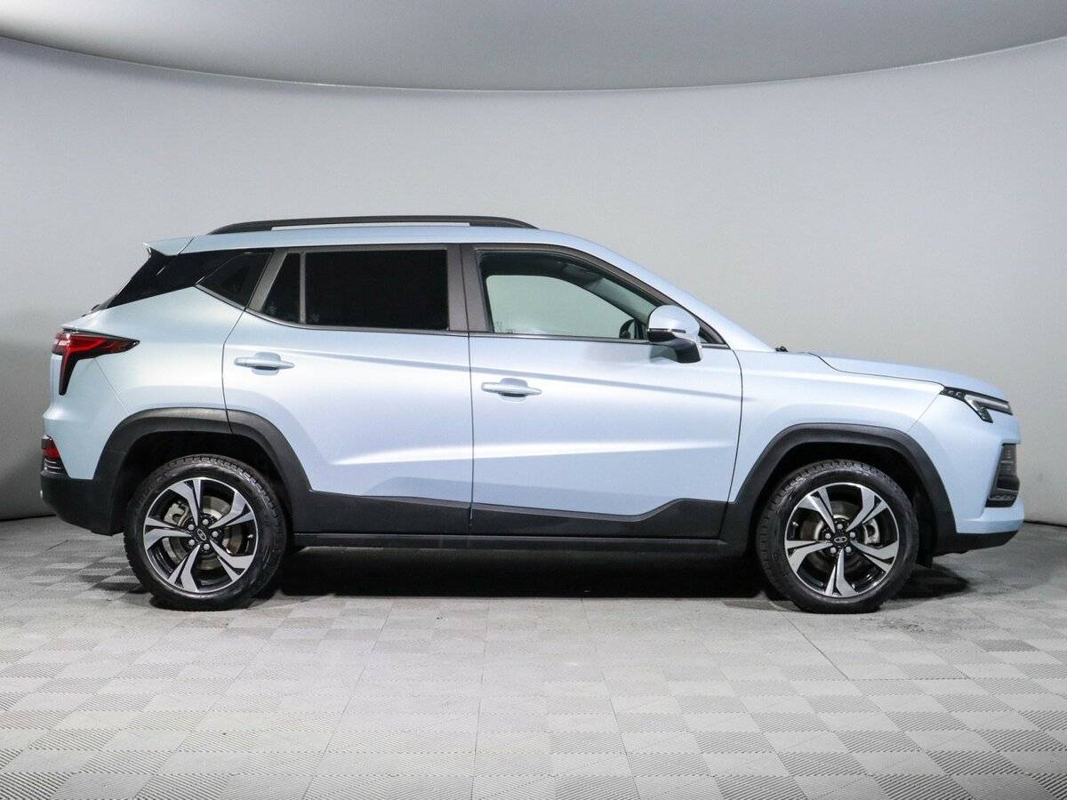 Москвич 3 2023 года с пробегом. Фото: #3