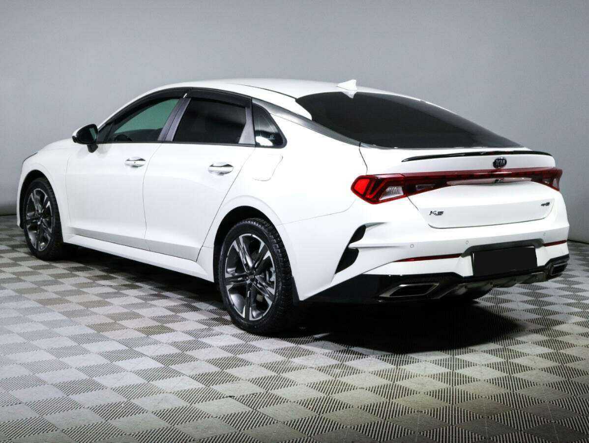 Kia K5 2021 года с пробегом. Фото: #5