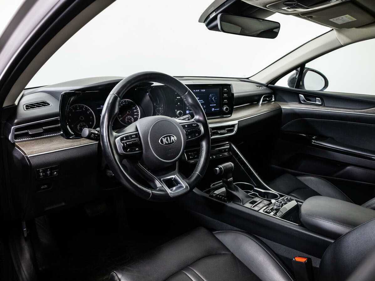 Kia K5 2020 года с пробегом. Фото: #10