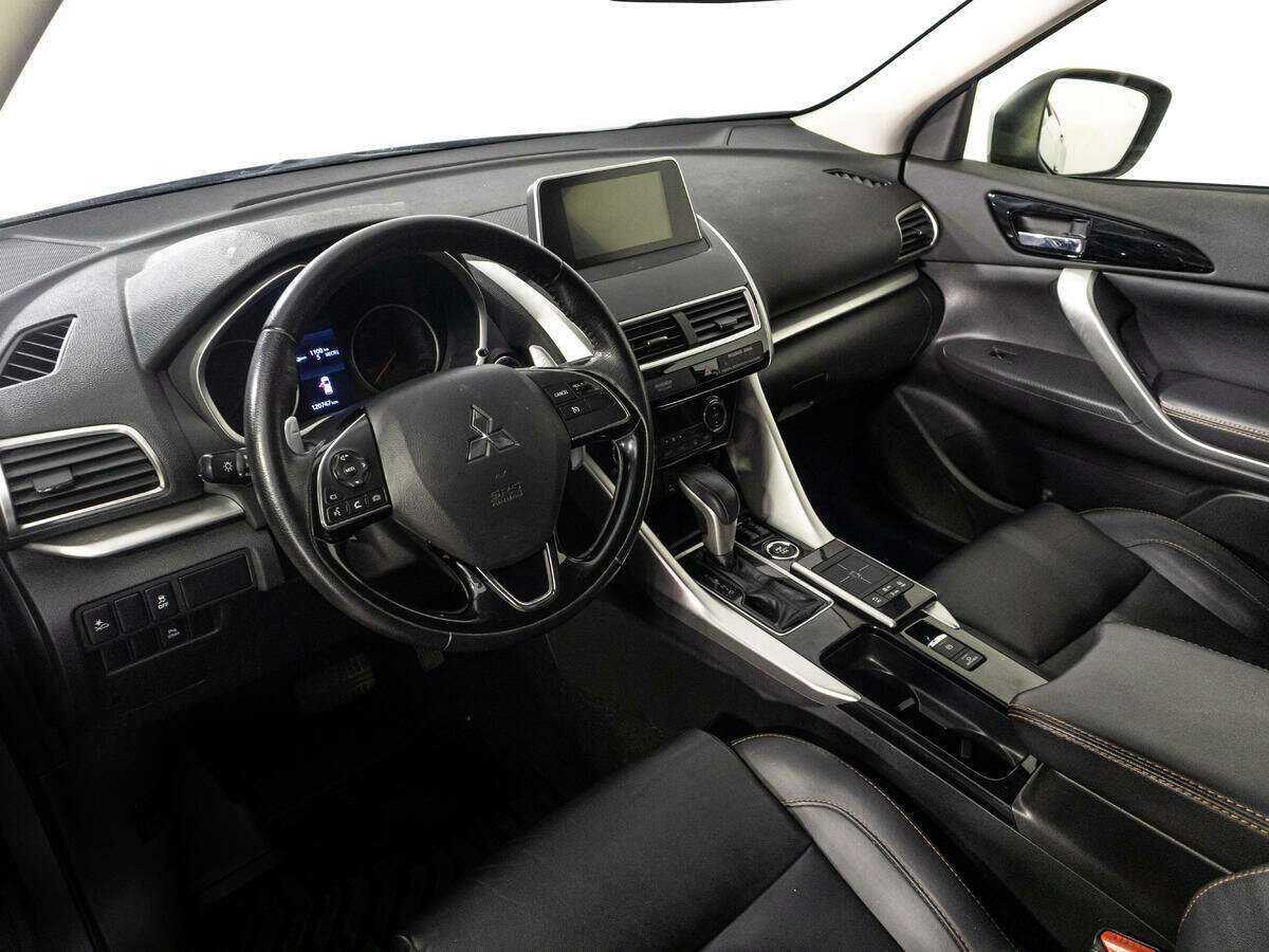 Mitsubishi Eclipse Cross 2018 года с пробегом. Фото: #10