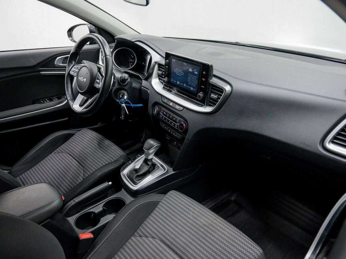 Kia XCeed 2021 года с пробегом. Фото: #8