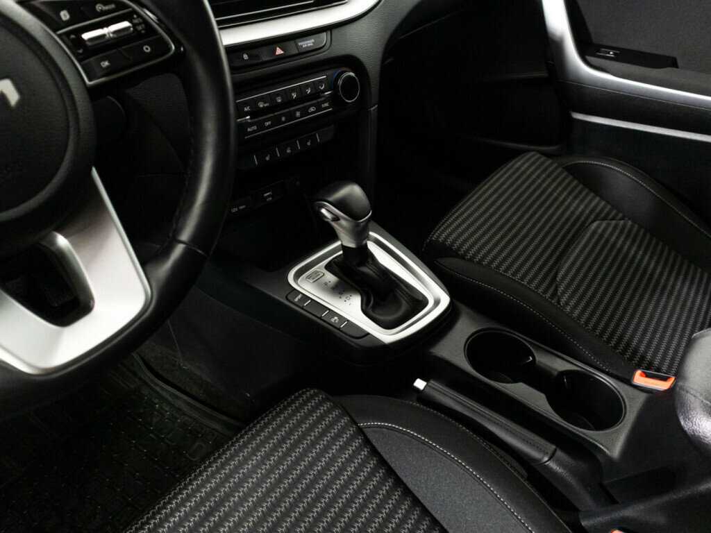 Kia XCeed 2021 года с пробегом. Фото: #18