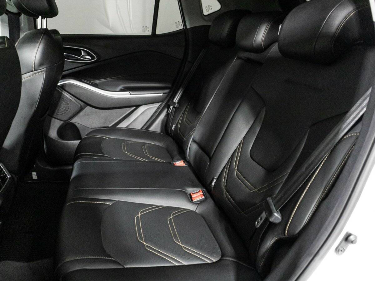 Москвич 3 2023 года с пробегом. Фото: #9