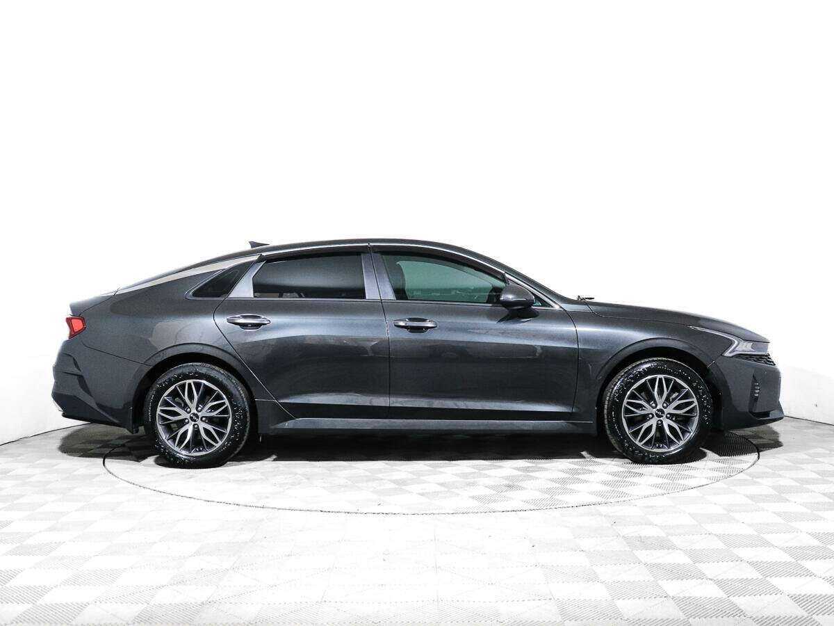 Kia K5 2022 года с пробегом. Фото: #3