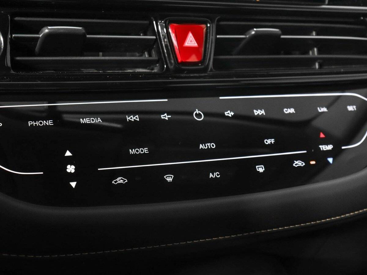 Москвич 3 2023 года с пробегом. Фото: #17