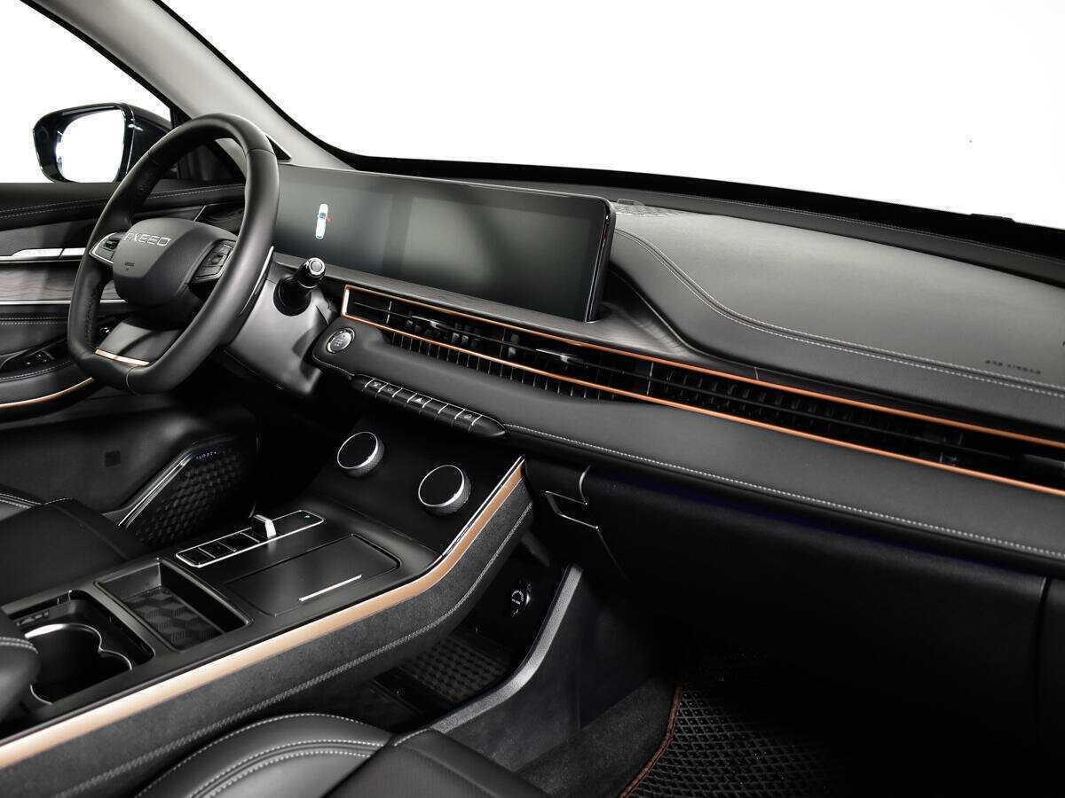 EXEED LX 2023 года с пробегом. Фото: #8