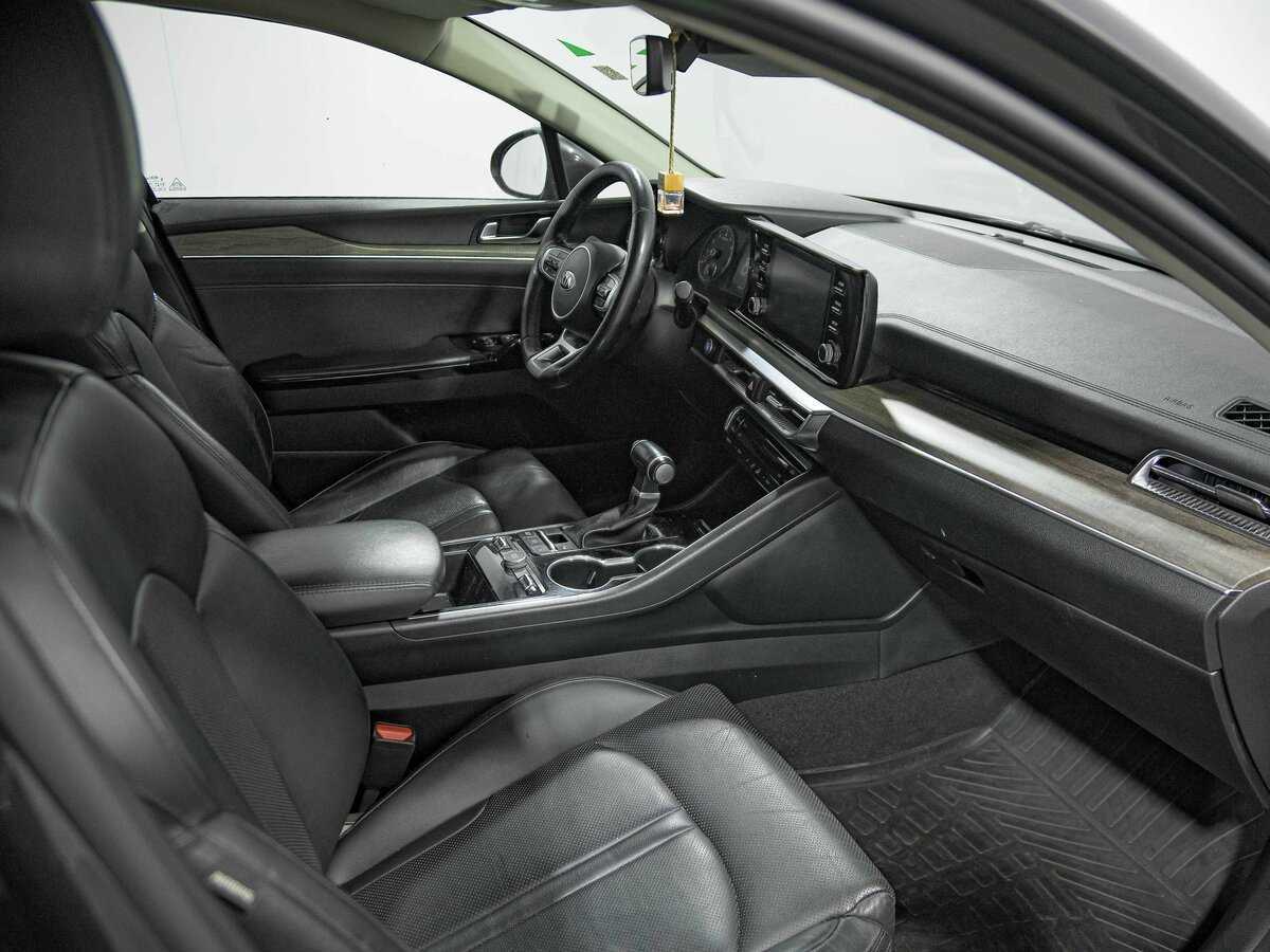 Kia K5 2021 года с пробегом. Фото: #17
