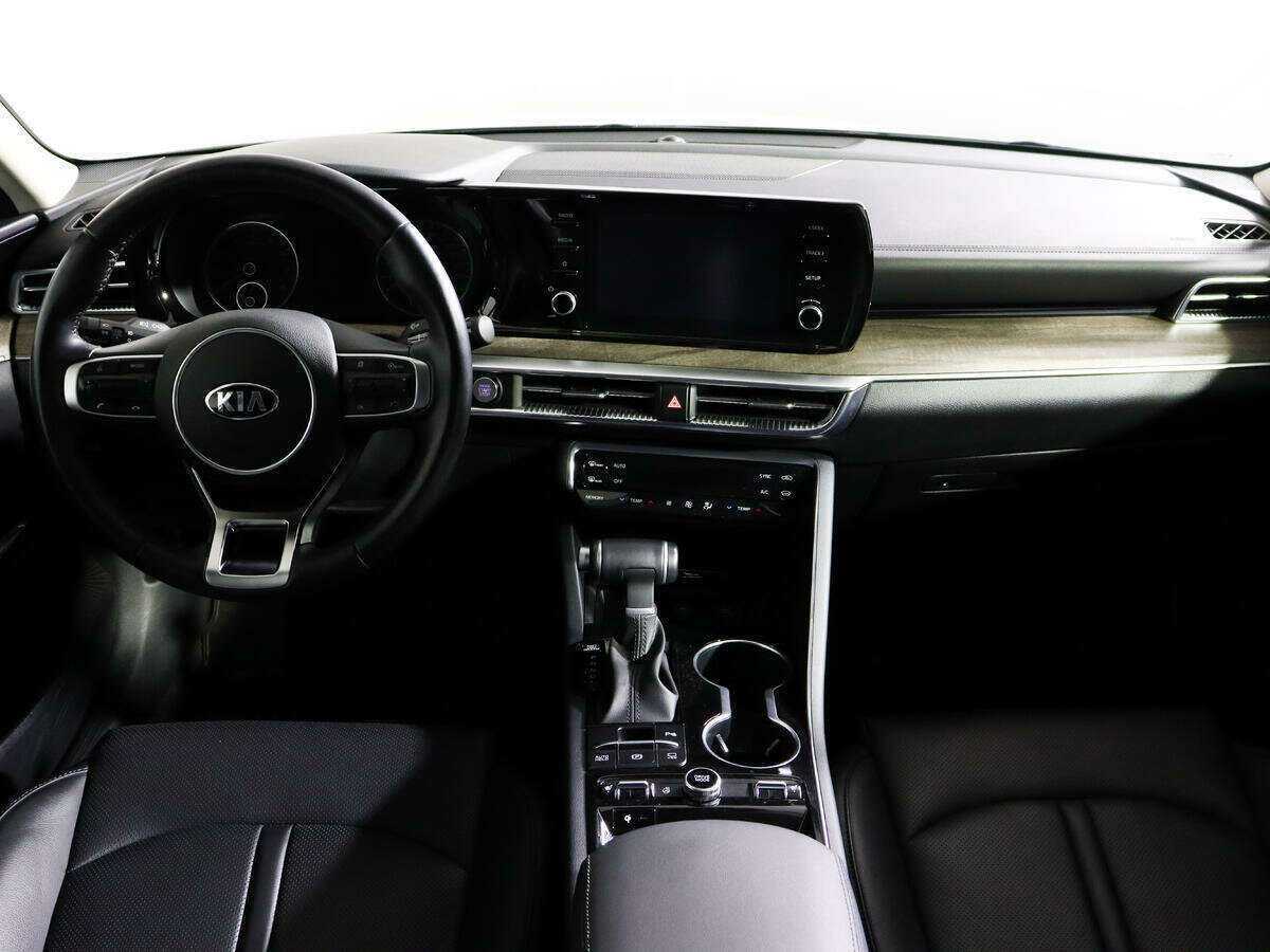 Kia K5 2021 года с пробегом. Фото: #10