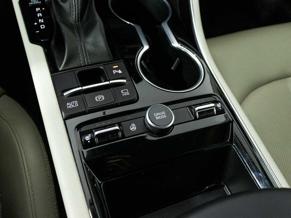 Kia K5 2021 года с пробегом. Фото: #16