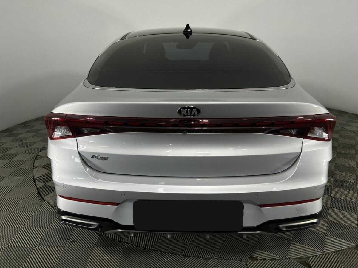 Kia K5 2021 года с пробегом. Фото: #2
