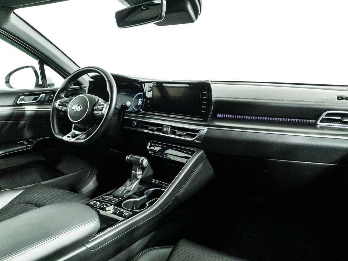 Kia K5 2020 года с пробегом. Фото: #8