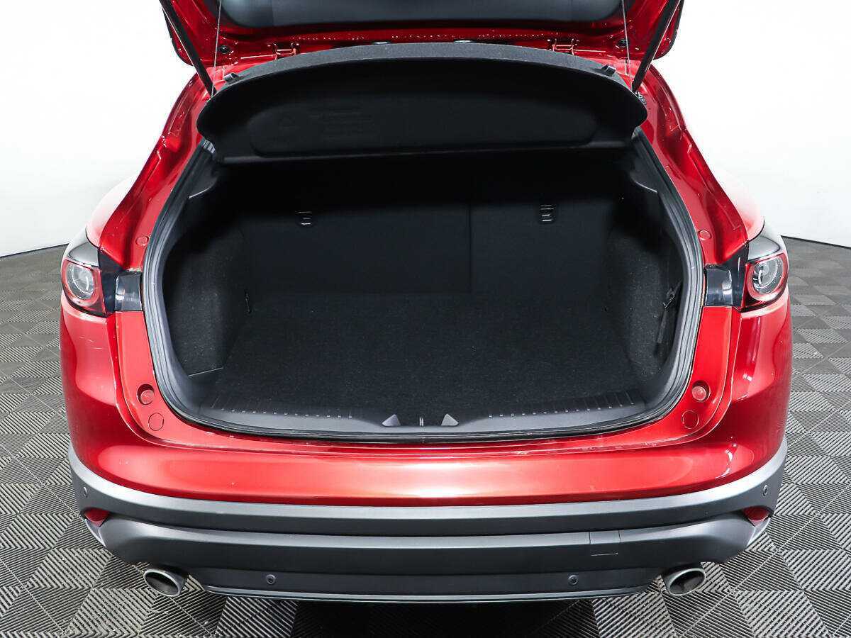 Mazda CX-4 2022 года с пробегом. Фото: #7