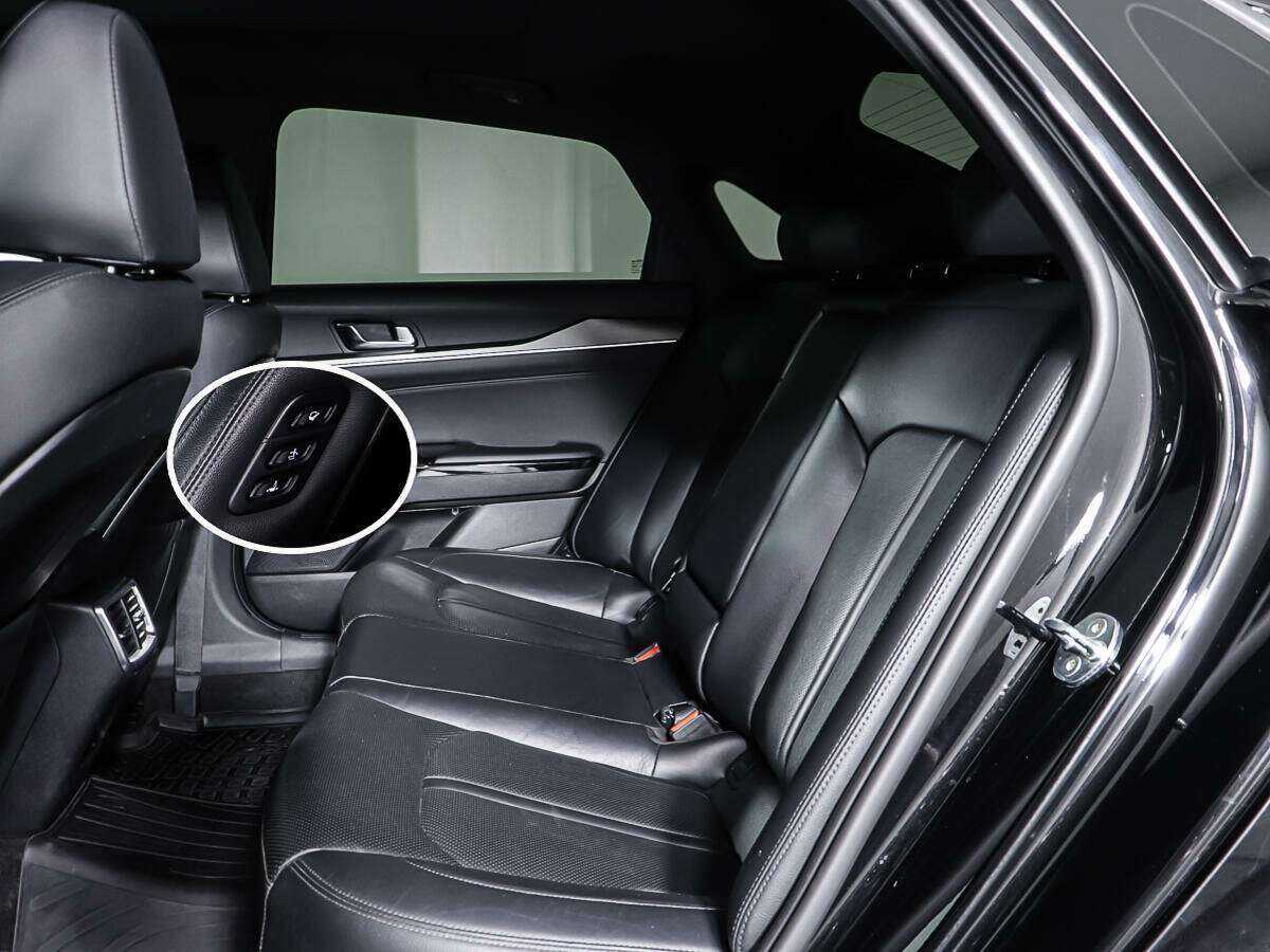 Kia K5 2021 года с пробегом. Фото: #9