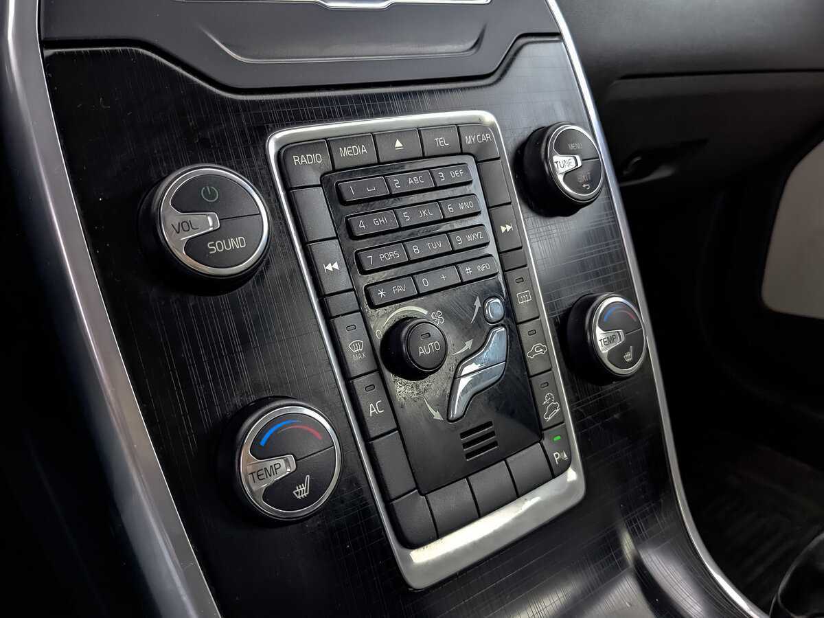 Volvo XC70 2012 года с пробегом. Фото: #16