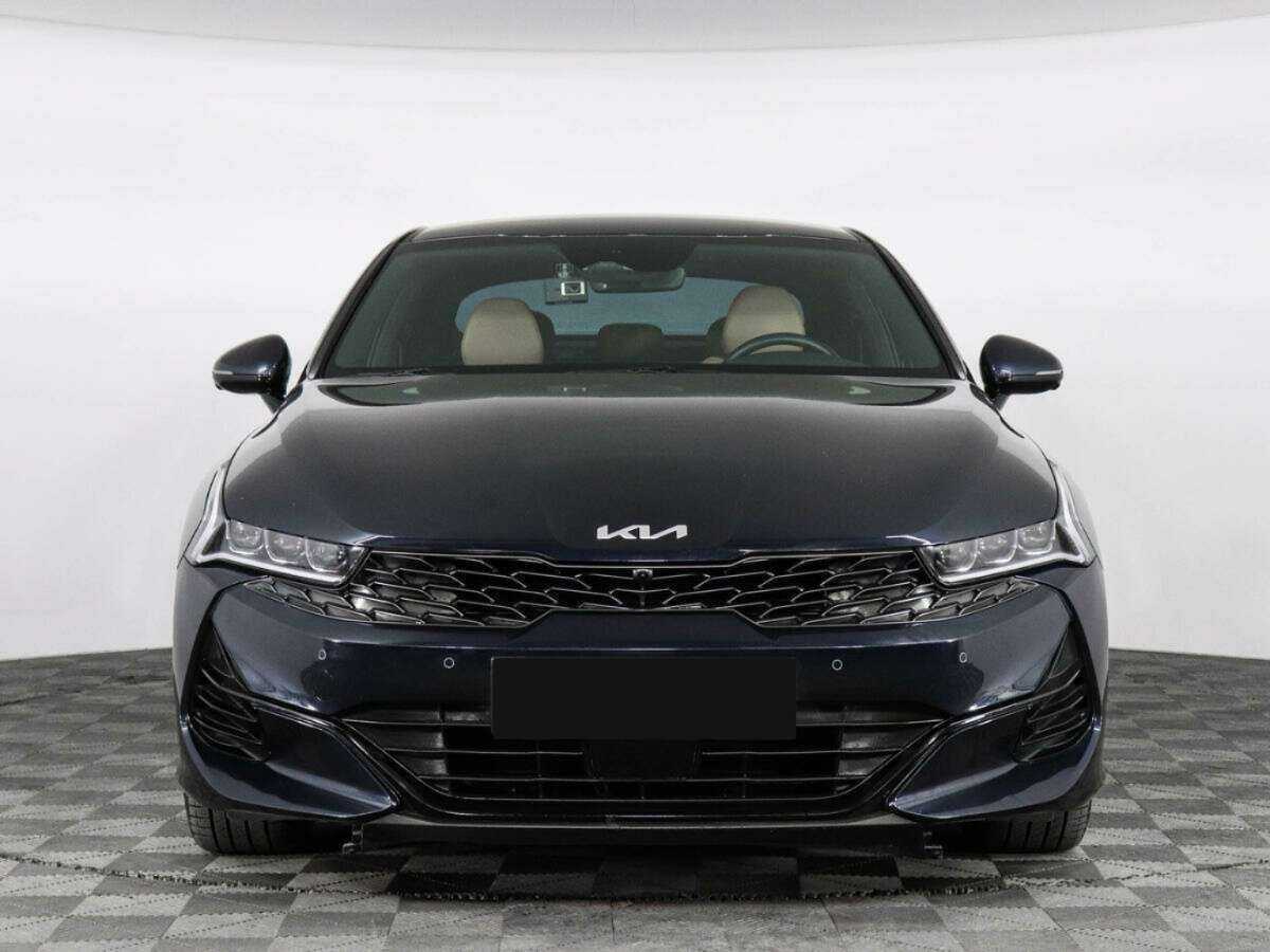 Kia K5 2022 года с пробегом. Фото: #1