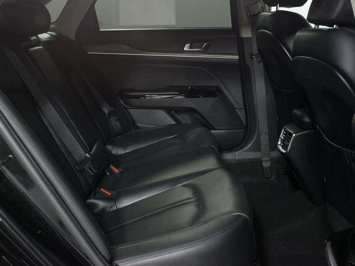 Kia K5 2021 года с пробегом. Фото: #11