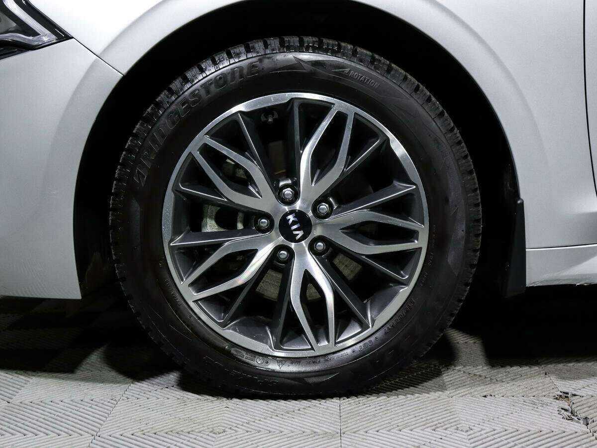 Kia K5 2021 года с пробегом. Фото: #13