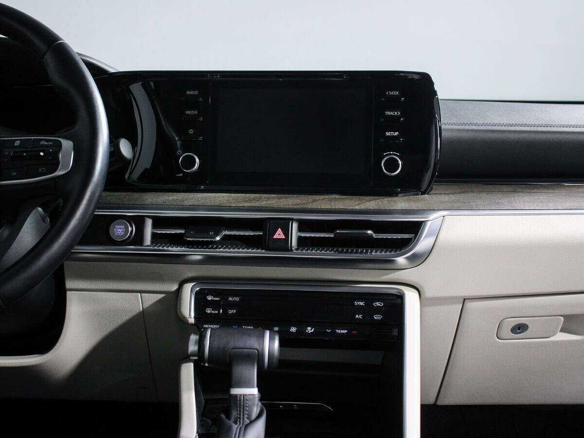 Kia K5 2020 года с пробегом. Фото: #10