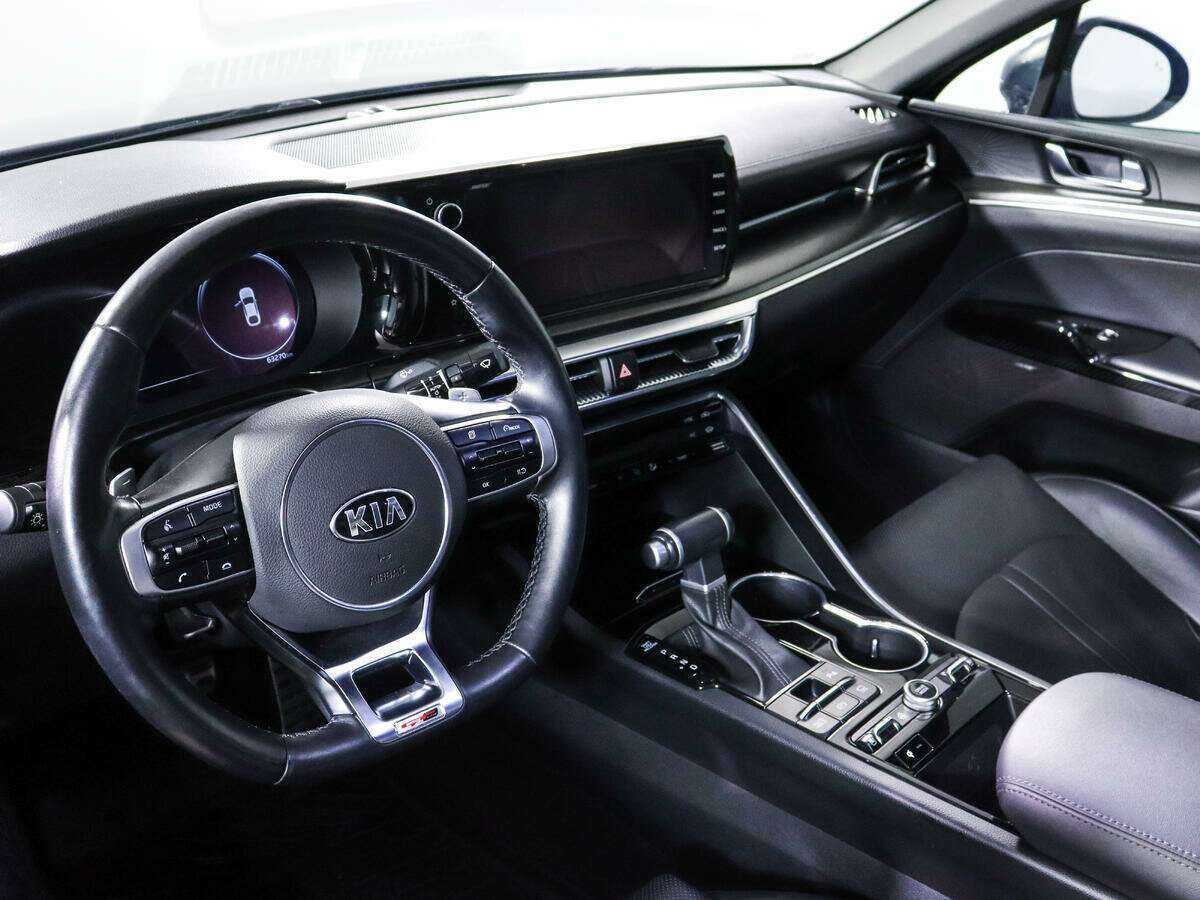 Kia K5 2020 года с пробегом. Фото: #13
