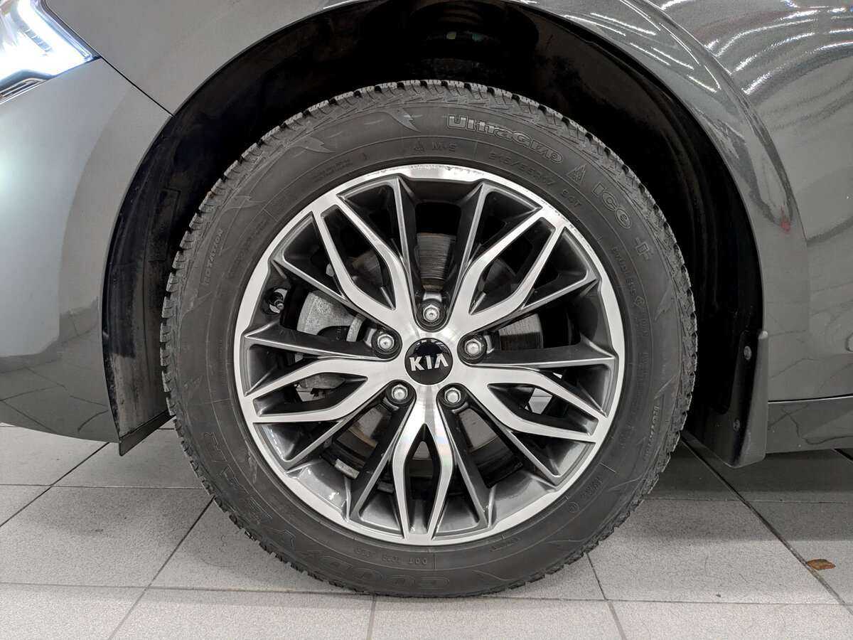 Kia K5 2021 года с пробегом. Фото: #17