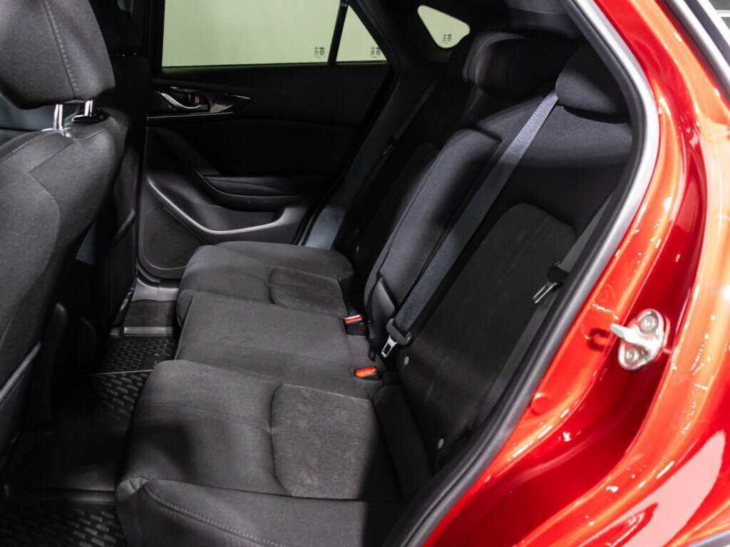 Mazda CX-4 2022 года с пробегом. Фото: #9