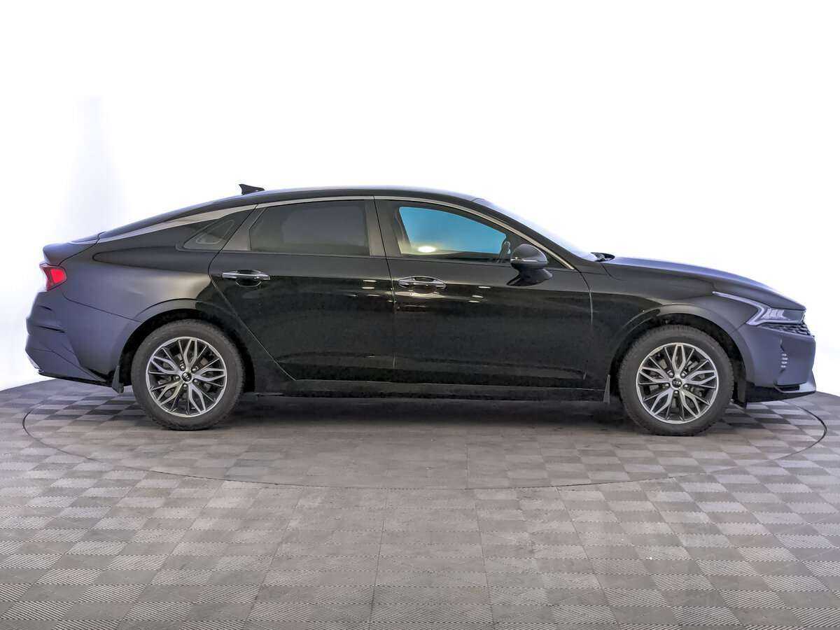 Kia K5 2021 года с пробегом. Фото: #3
