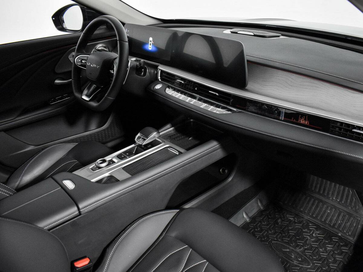 Chery Arrizo 8 2023 года с пробегом. Фото: #15