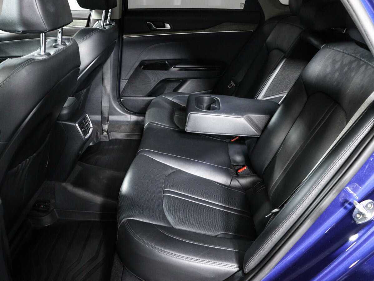 Kia K5 2020 года с пробегом. Фото: #7