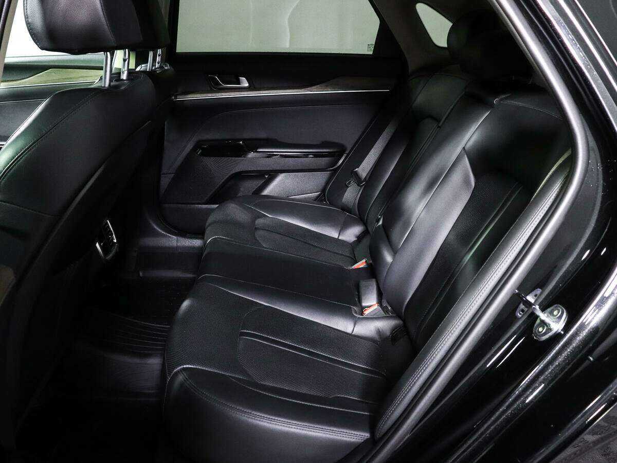 Kia K5 2021 года с пробегом. Фото: #7