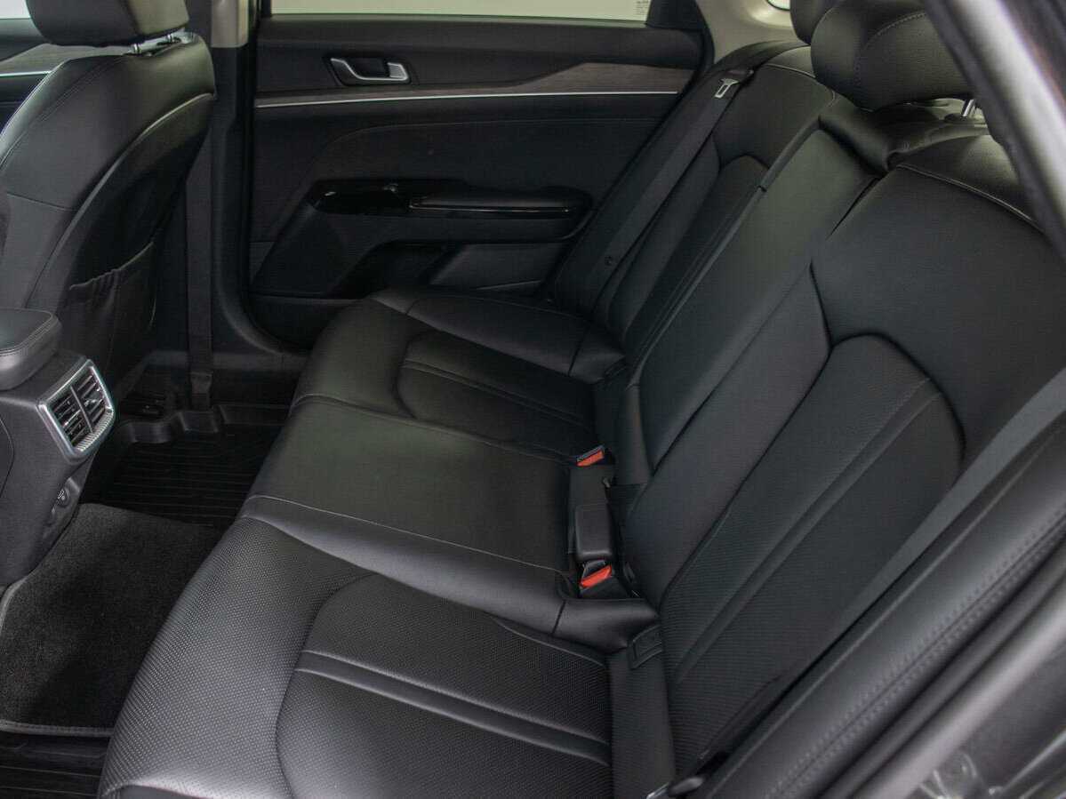 Kia K5 2020 года с пробегом. Фото: #10