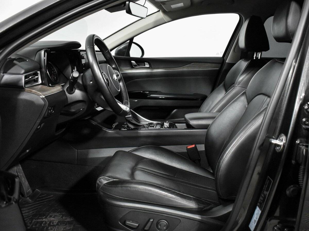 Kia K5 2020 года с пробегом. Фото: #8