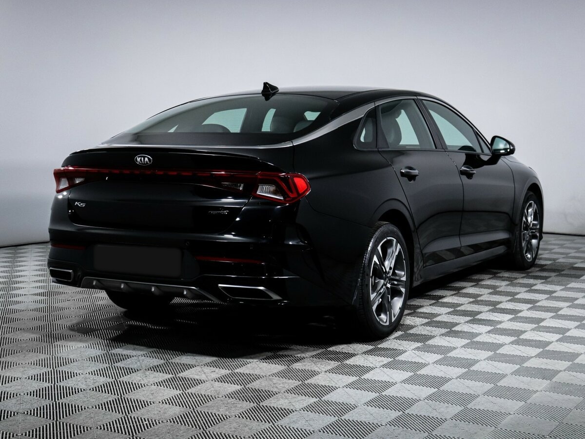 Kia K5 2021 года с пробегом. Фото: #4