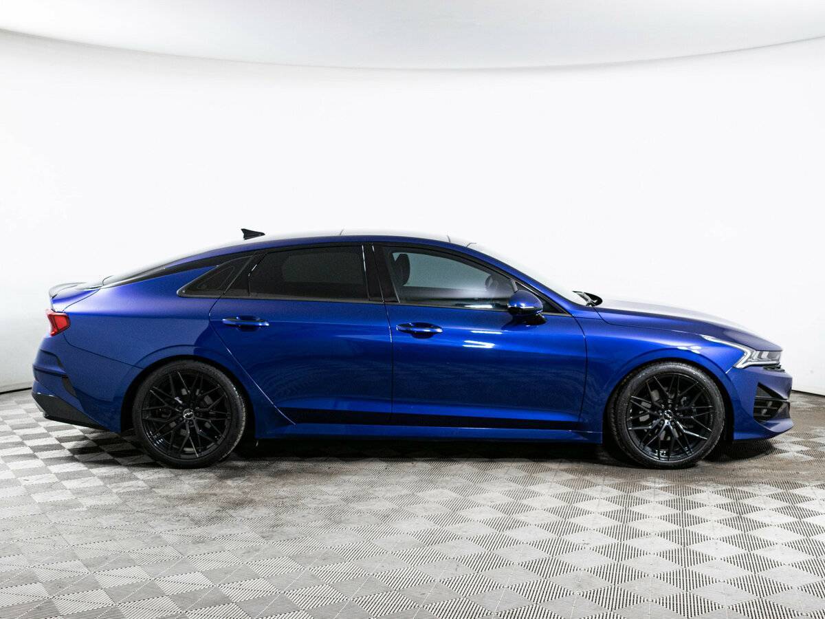 Kia K5 2021 года с пробегом. Фото: #3