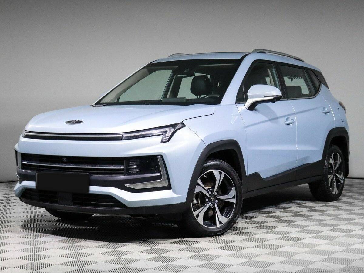 Москвич 3 2023 года с пробегом. Посмотреть фото