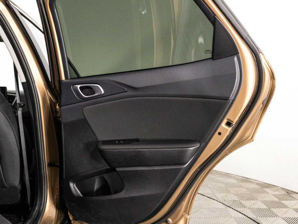 Kia XCeed 2021 года с пробегом. Фото: #27